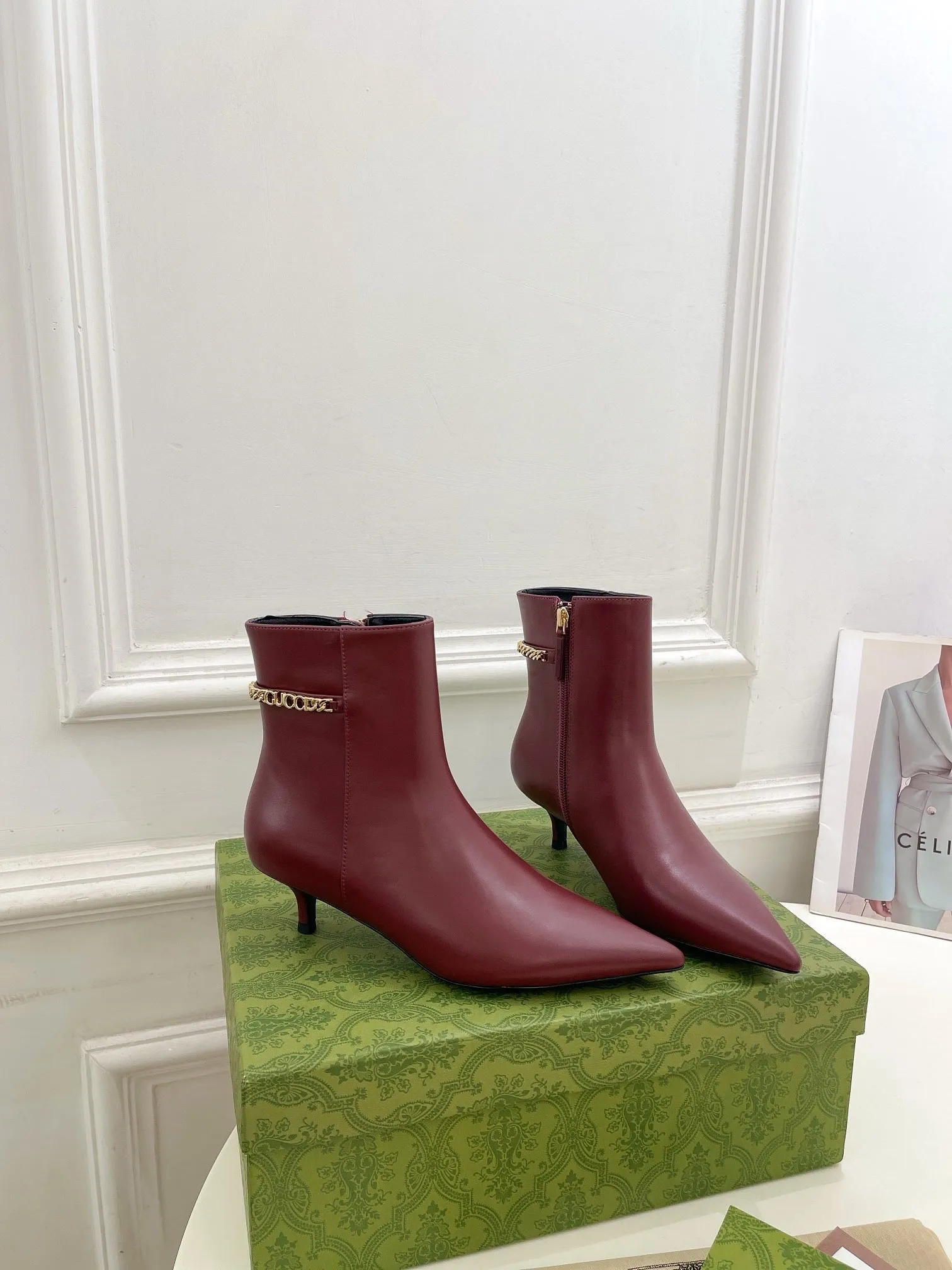 SE1493 Women's Gucci Signoria Ankle Boot / Size5-10